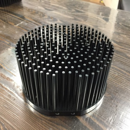  Игольчятый радиатор 133 мм для CREE CXB3590 50-65W,  1&nbsp;680 руб.